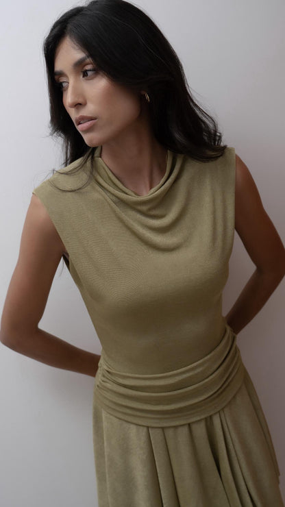 VESTIDO PICOS